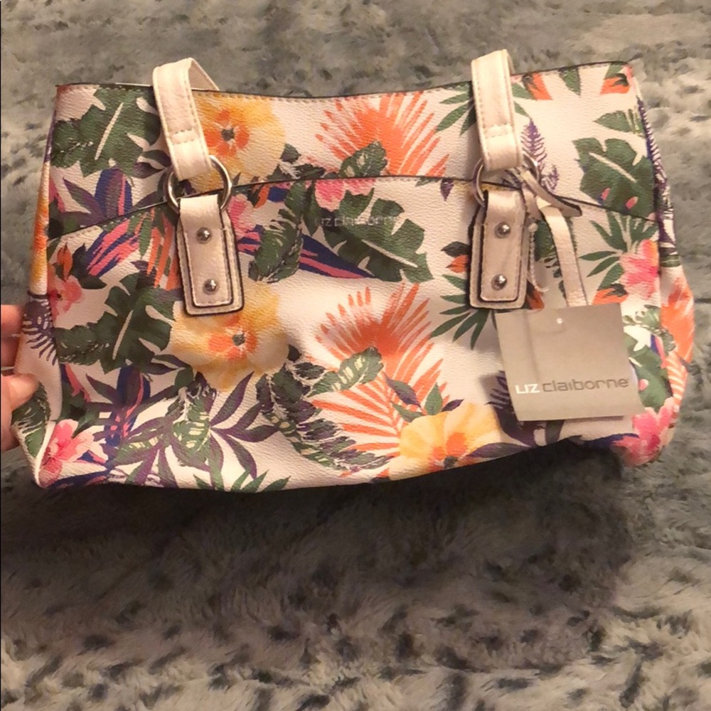 🌺Liz Claiborne 🍃 New with tags